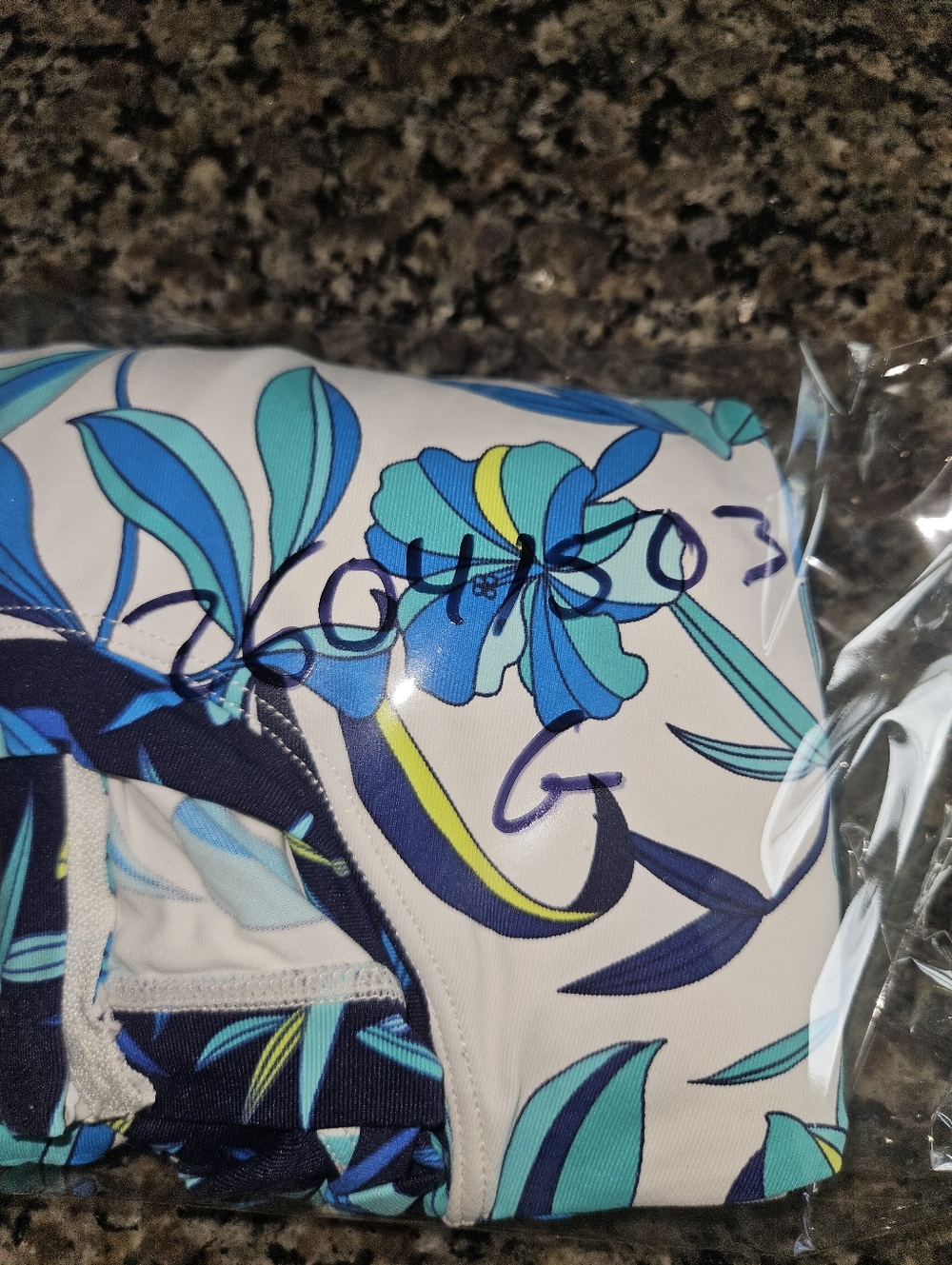 Tommy Bahama Tropical Swirl Rash Guard Top Women’s L Blue Blue White Swim - Picture 7 of 7